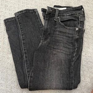 Levi high rise skinny